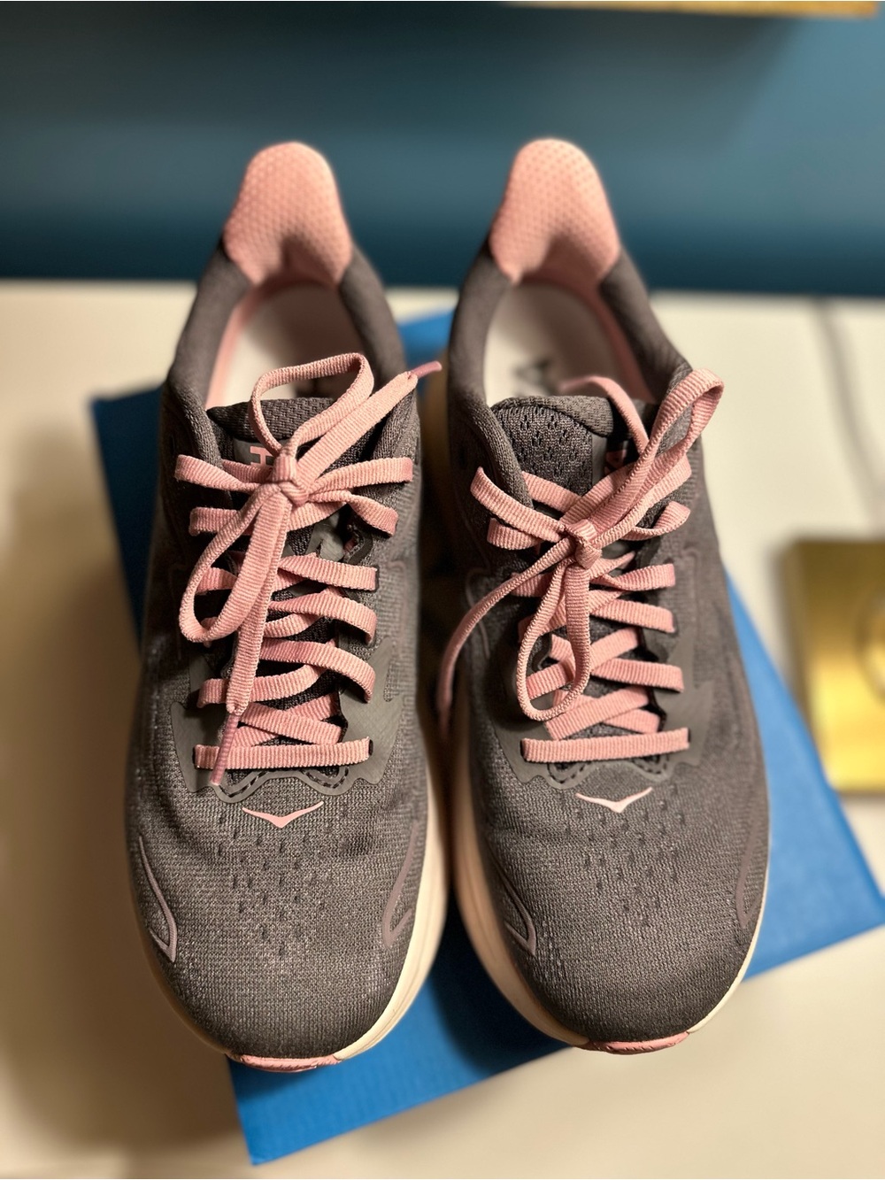 Hoka/Free people Clifton 10. Women’s Gray and Pink Running Sneakers